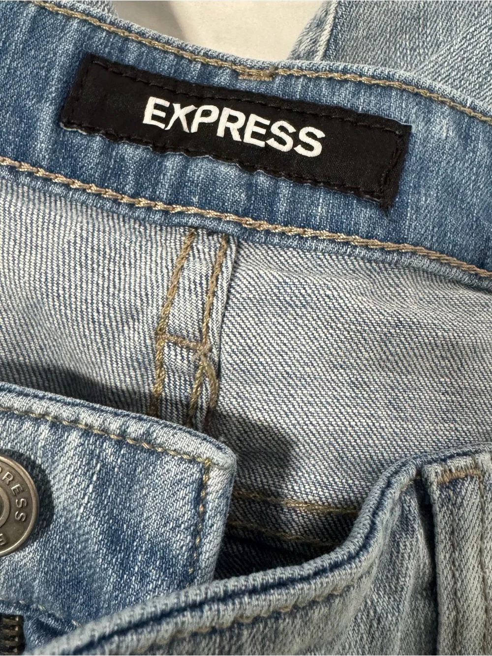 Express Men’s Slim Stretch Size 34 Light Blue Distressed Jean Shorts Frayed Hems